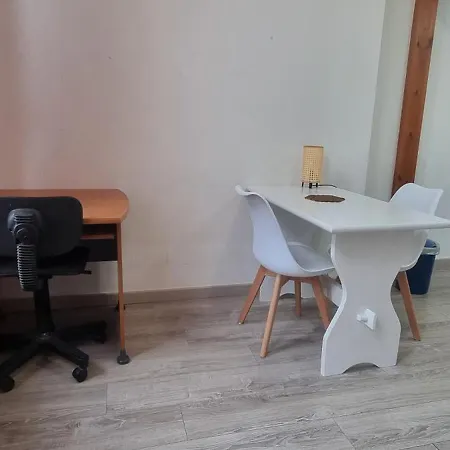 Hypercentre-cosy 2 דירה